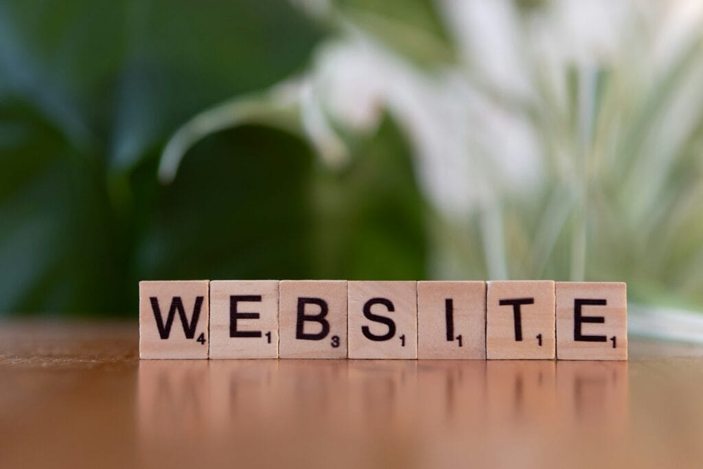 Domeny internetowe strona www hosting
