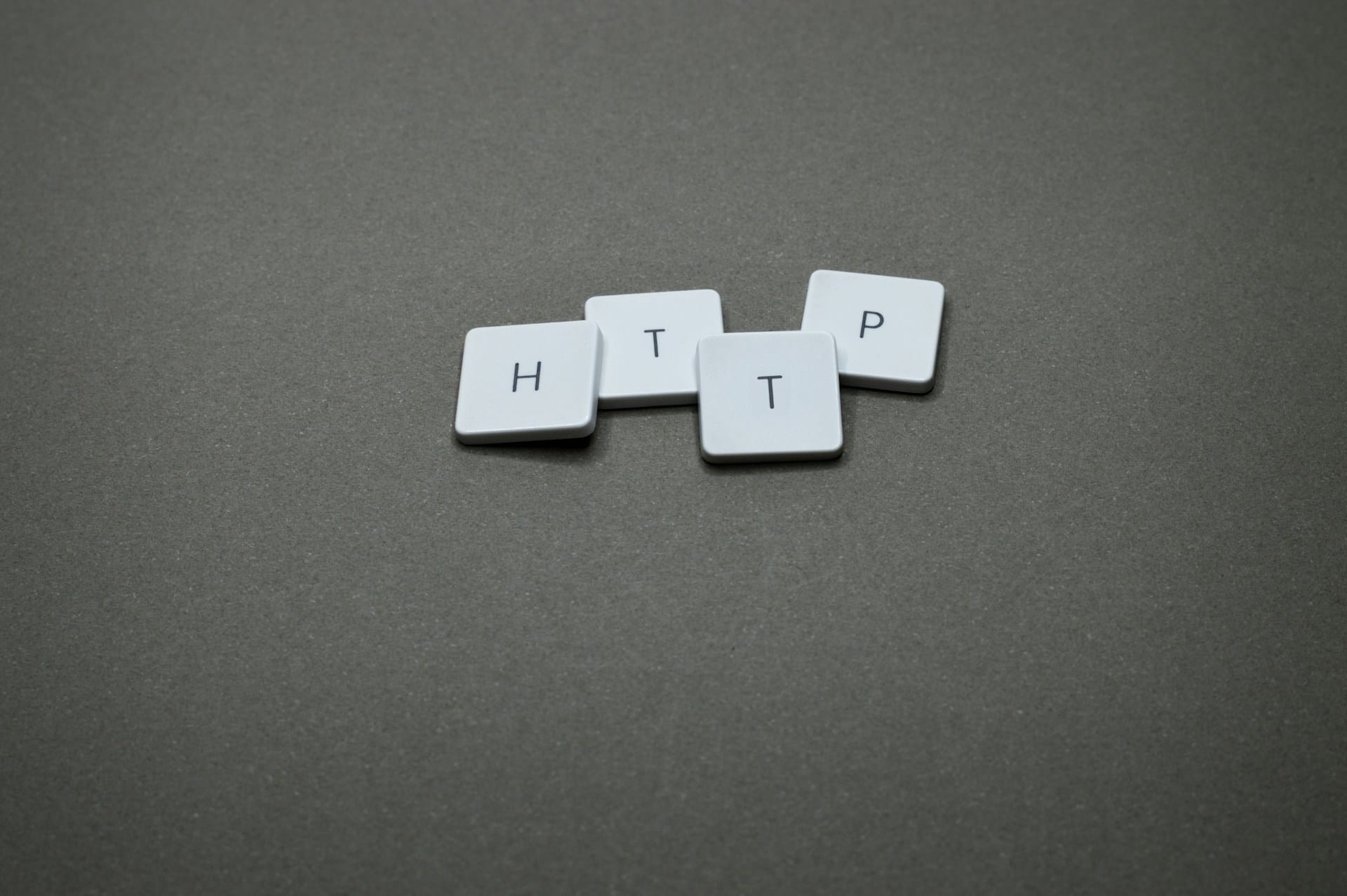 WWW, bez WWW, http i https – czy to są różne strony